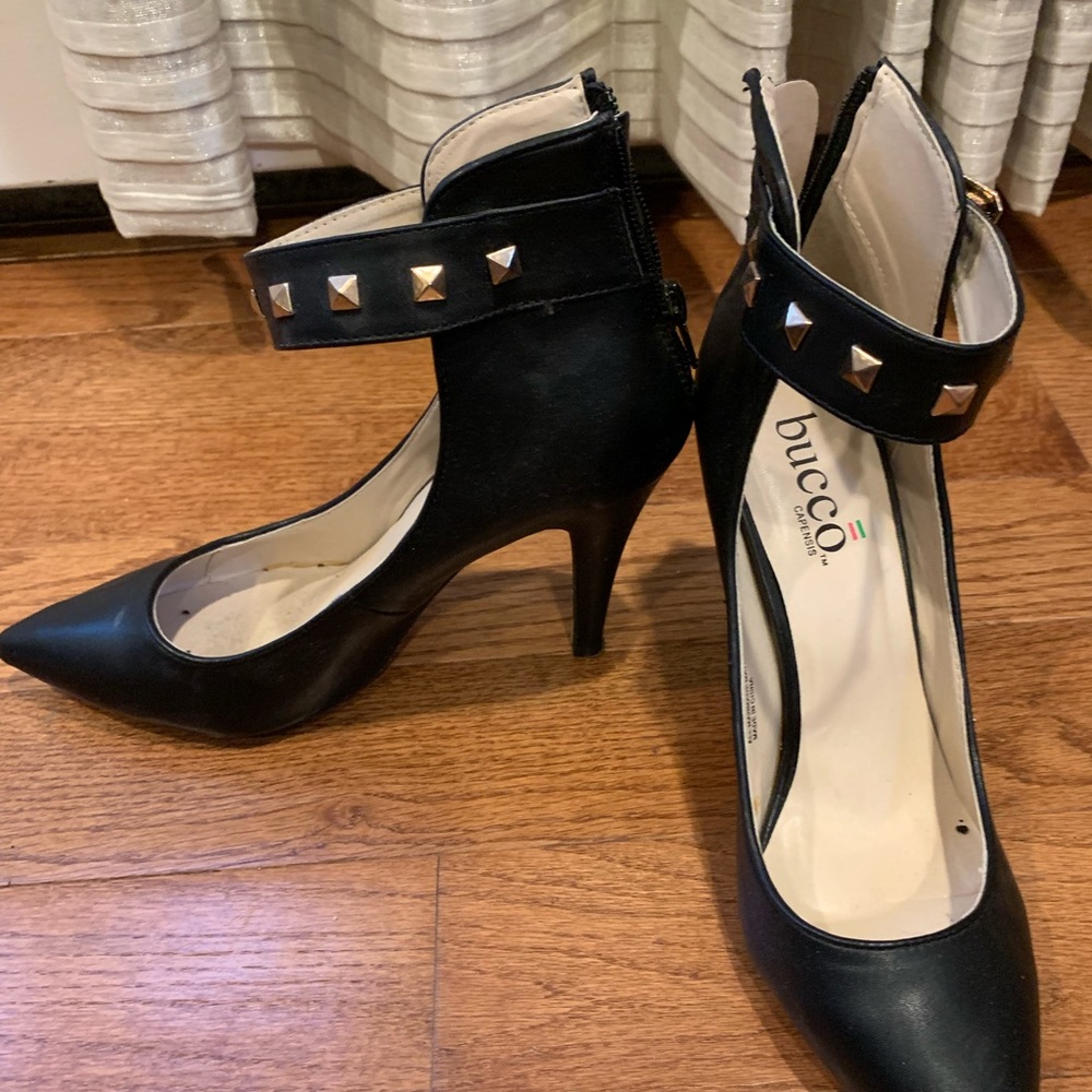 Black heels